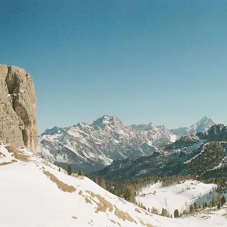 Cortina, What A Magnificent View! Apartament *